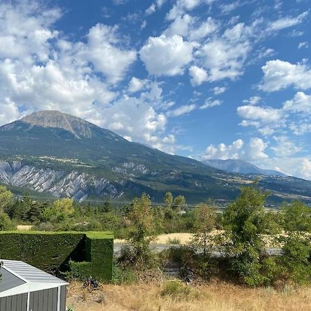 Appartement Familial A Crots Екстер'єр фото